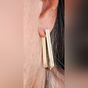 14kt Gold Bar Drop Earrings